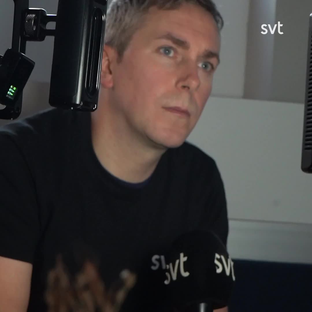 Elever pressas till att köpa dyra studentmössor: ”Gisslandrama”